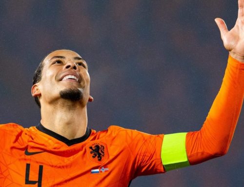 Hollanti murskasi Huuhkajat Amsterdamissa