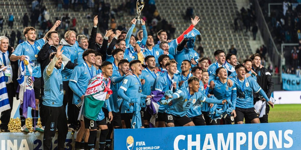 Uruguay juhlii maailmanmestaruutta jalkapallon U20 MM-kisoissa 2023